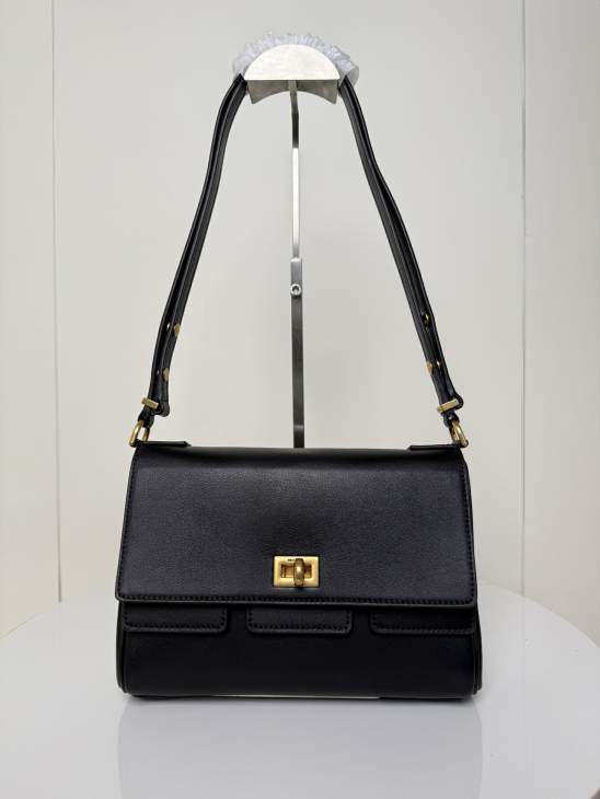 Picture of Balenciaga Handbags _SKUfw211202218fw